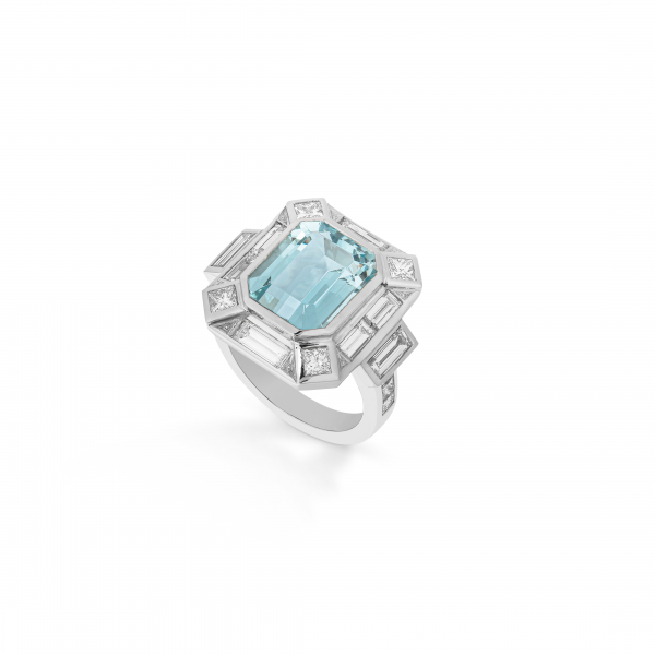 philippa-herbert-bespoke-aquamarine-diamond-engagement-ring