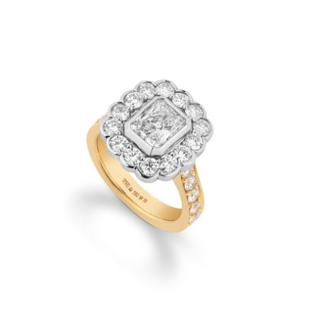 Diamond engagement ring