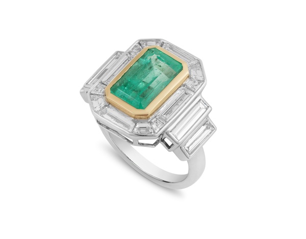 philippa-herbert-emerald-and-diamond-bespoke-engagement-ring 1