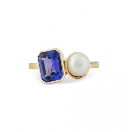 Pearl and Tanzanite Roya Ring