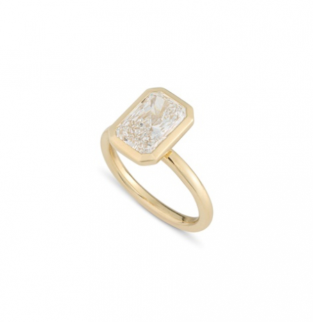 Radiant-cut solitaire