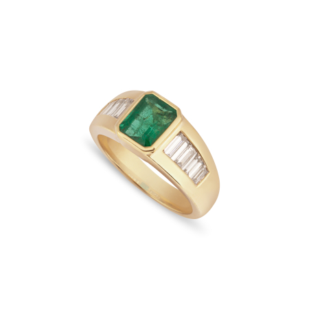 Emerald Alba Ring